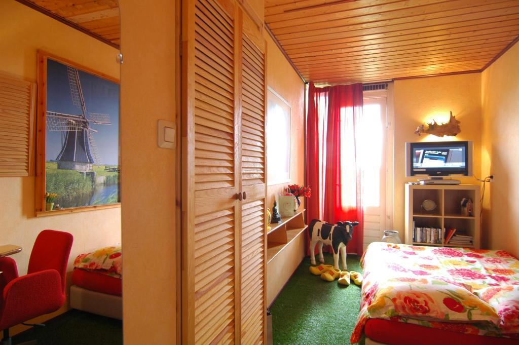 Bed And Breakfast Tulip Gallery Amsterdam Room photo